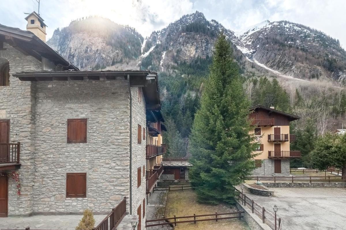 10 Min. Da Courmayeur Elegante Appartamento Pré-Saint-Didier Esterno foto